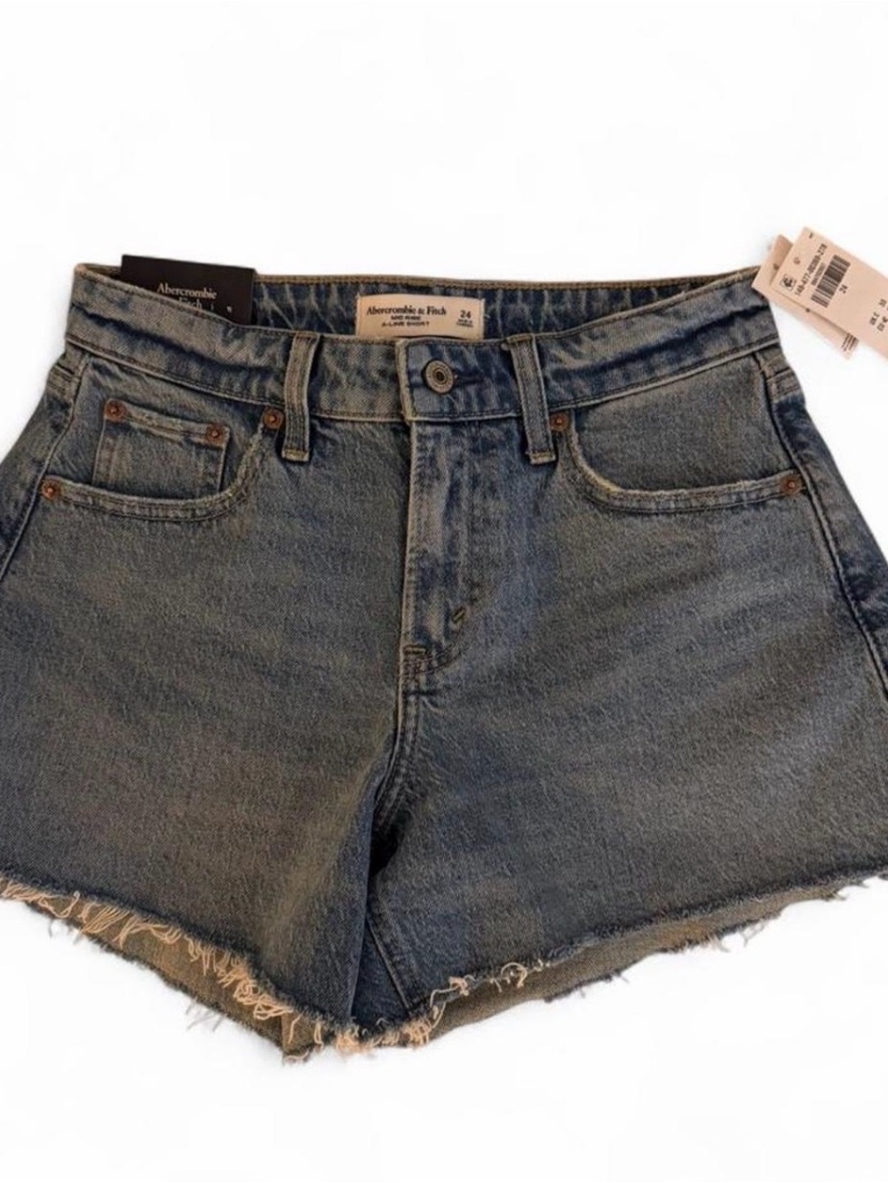NWT SOLD OUT ABERCROMBIE MID RISE A LINE SHORTS - Picture 2 of 5